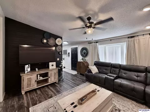 Living - 410 S 7th St, Lyons, NE 68038 photo 2 of 2