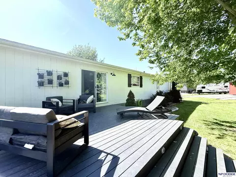 Exterior - 410 S 7th St, Lyons, NE 68038 photo 3 of 8