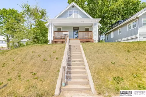 4640 Larimore Ave, Omaha, NE 68104