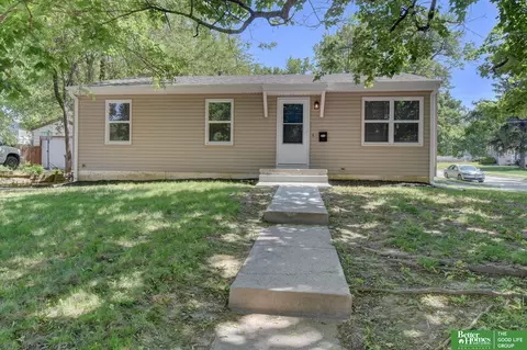 6119 Camden Ave, Omaha, NE 68104
