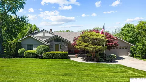 2506 S 105th Ave, Omaha, NE 68124