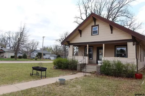 Exterior - 1003 N 14th St, Beatrice, NE 68310 photo 11 of 11