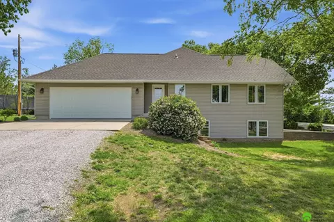 Exterior - 17879 S 68th St, Hickman, NE 68372 photo 11 of 23