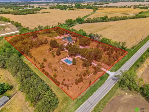 View/Area - 17879 S 68th St, Hickman, NE 68372 photo 2 of 9