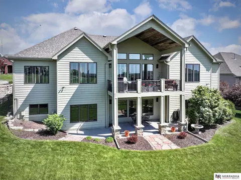 12319 Grebe St, Omaha, NE 68142