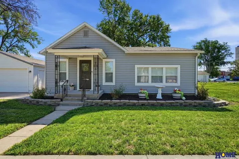 10930 N 141st St, Waverly, NE 68462