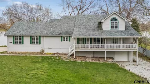 2056 Platteview Dr, Cedar Creek, NE 68016
