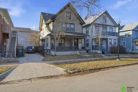 925927929 931 Goodhue Blvd, Lincoln, NE 68508