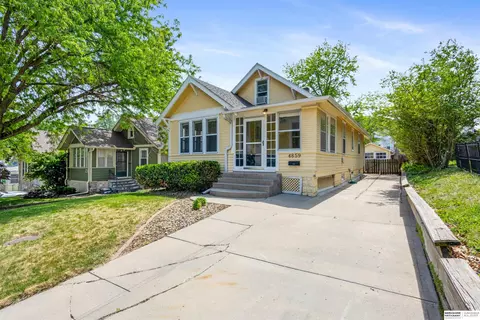 4859 Burt St, Omaha, NE 68132