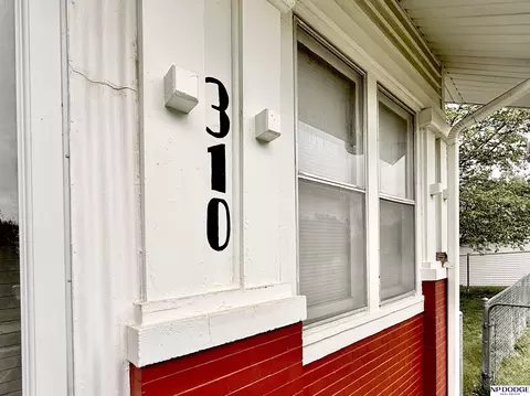 Exterior - 310 Crystal St, Lyons, NE 68038 photo 5 of 7