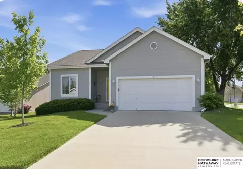 3101 N 147th Cir, Omaha, NE 68116