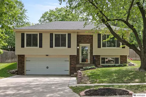 3300 N 71st St, Lincoln, NE 68507