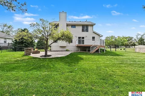 Exterior - 604 2nd St, Waterloo, NE 68069 photo 5 of 8
