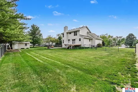 Exterior - 604 2nd St, Waterloo, NE 68069 photo 7 of 8