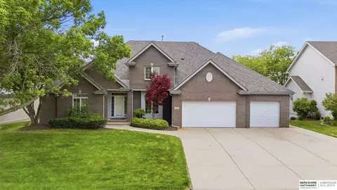 3226 N 161st Ter, Omaha, NE 68116