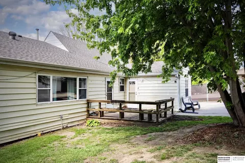 Exterior - 2616 Edwards St, Bellevue, NE 68005 photo 9 of 11