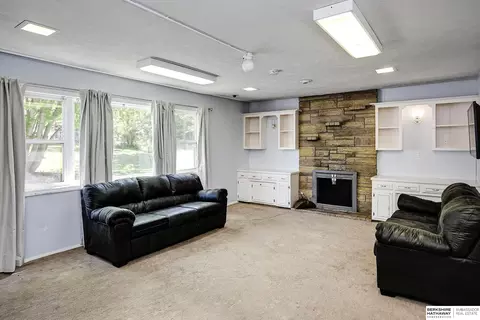 Living - 2616 Edwards St, Bellevue, NE 68005 photo 2 of 2