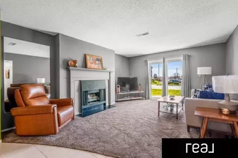 12727 W Dodge Rd #103A, Omaha, NE 68154