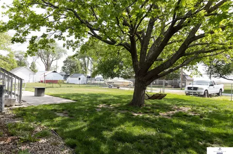 Exterior - 625 2nd St, Hampton, NE 68843 photo 3 of 11
