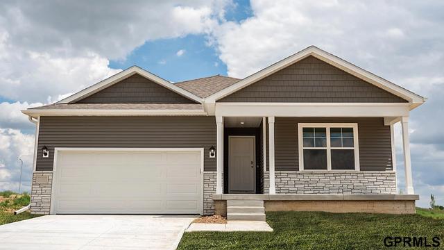 16318 Willit St, Bennington, NE 68007