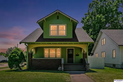 449 E 2 St, Fremont, NE 68025