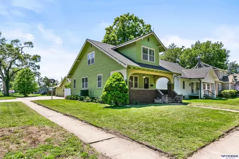 449 E 2 St, Fremont, NE 68025