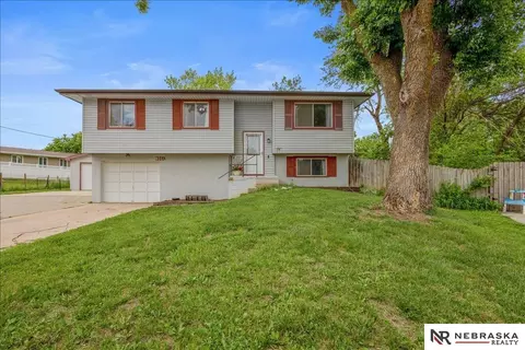 319 Clair Ln, Milford, NE 68405