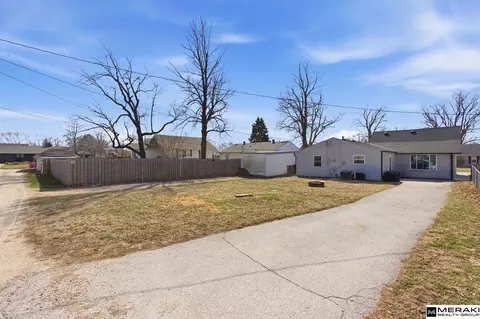Exterior - 116 E Whittingham St, Valley, NE 68064 photo 3 of 3