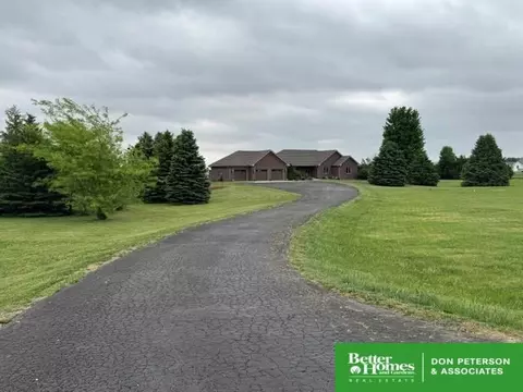756 18th Rd, West Point, NE 68788