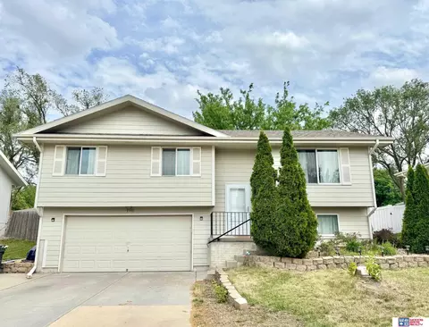 1948 SW 25th St, Lincoln, NE 68522