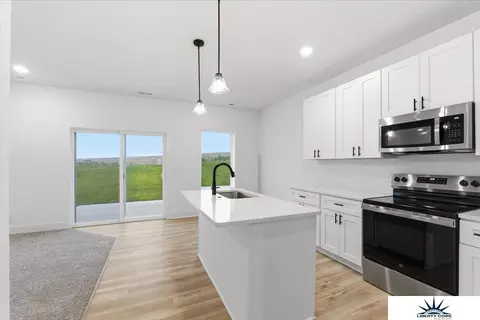 Kitchen - 16404 Sumac St, Bennington, NE 68007 photo 1 of 5
