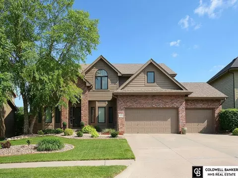 14626 Girard St, Bennington, NE 68007