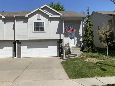 15034 Tibbles St, Omaha, NE 68116