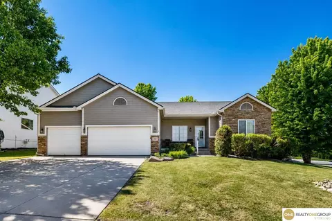 19887 I St, Omaha, NE 68135