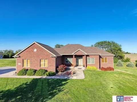 1900 N 129th St, Lincoln, NE 68527