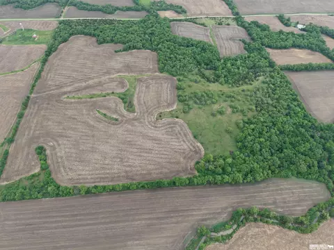 160 Ac 704 Rd, Pawnee City, NE 68420