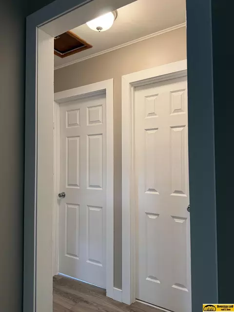 Entry Way - 1325 Monroe St, Beatrice, NE 68310 photo 1 of 1