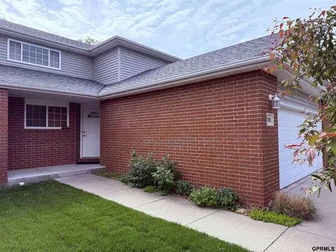 308 S 77th Ct, Lincoln, NE 68510