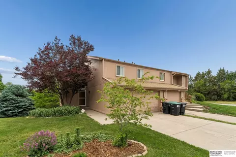 4020 N 103rd Plz, Omaha, NE 68134