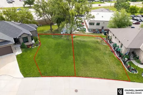 2924 Park Place Ct, Lincoln, NE 68506
