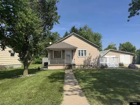 120 E Vine St, Weston, NE 68070