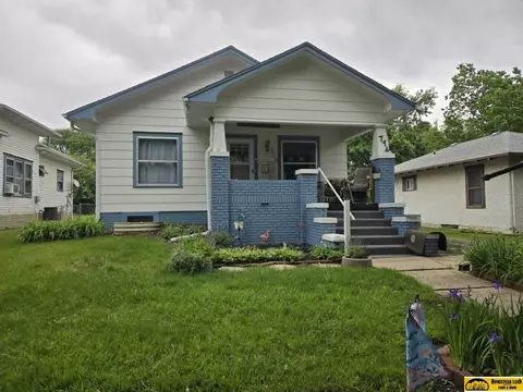 714 N 10th St, Beatrice, NE 68310