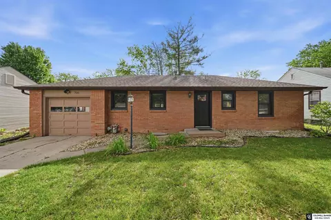 700 S 50th St, Lincoln, NE 68510