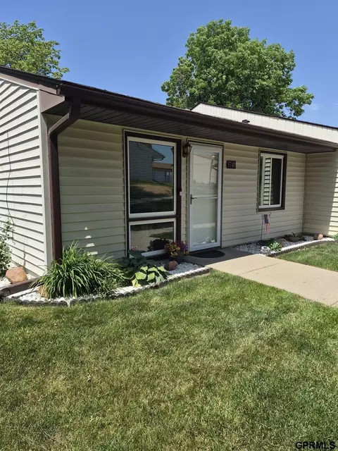 5740 Enterprise Dr, Lincoln, NE 68521