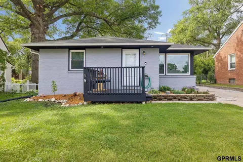 3441 South St, Lincoln, NE 68506