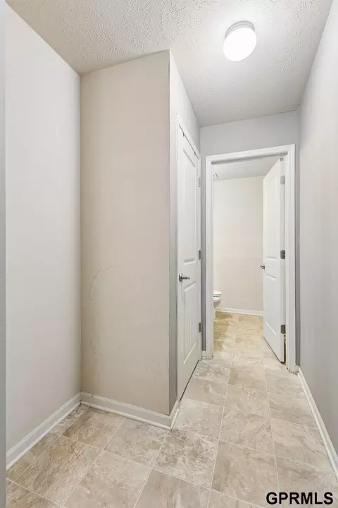 Entry Way - 8315 N 150th St, Bennington, NE 68007 photo 2 of 2