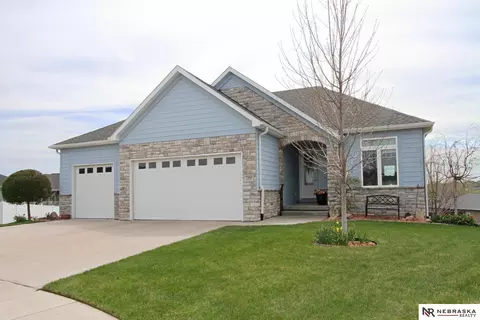 7345 Irene Ct, Lincoln, NE 68516