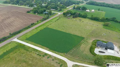 2707 Hidden Timbers Dr, Fremont, NE 68025