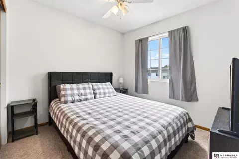 Bedroom - 1201 Devon Dr, Papillion, NE 68046 photo 2 of 2