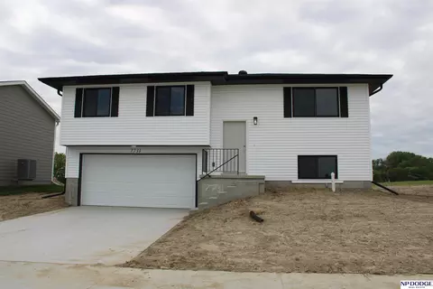 7731 N 50th St, Lincoln, NE 68514